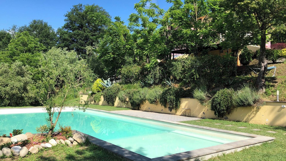 San Terenzo Monti Villa | Villa Dei Poeti 16Pax Large Pool, A/C, BBQ, Chef, Sport Activities, near 5 Terre