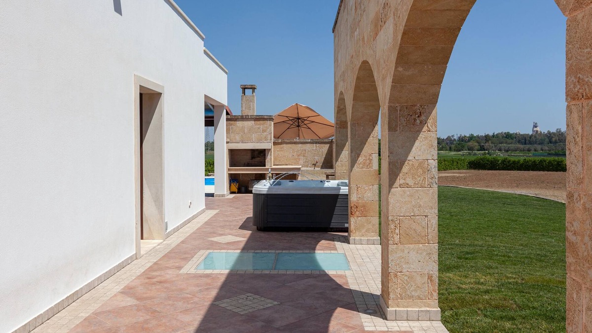 Sogliano Cavour Villa | Villa Dei Re With Pool Sauna And Jacuzzi, Galatina, Italy