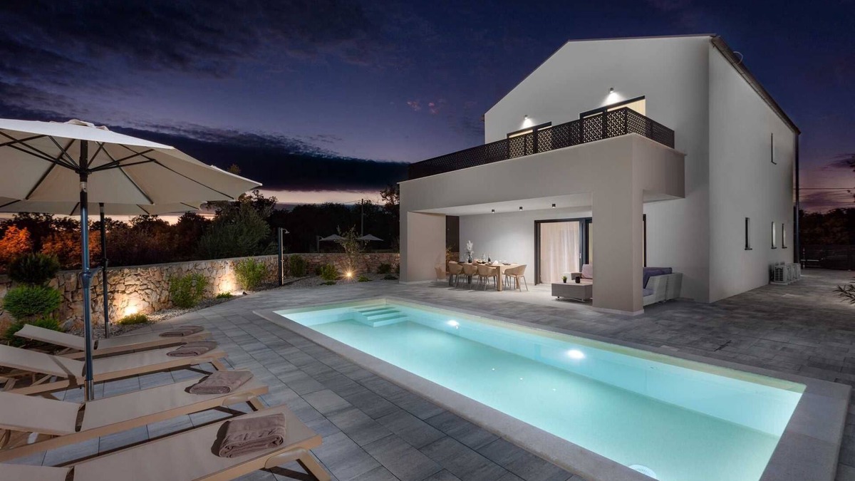 Kras Villa | Villa Delight with pool - an oasis of peace on the island of Krk