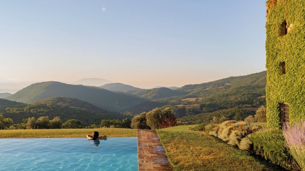 Montelaguardia Villa | Villa Della Valle - Private villa with pool