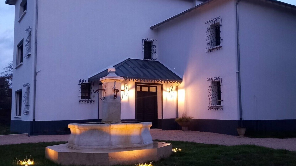 Aignan Villa | Villa des Années 30 au Cœur de la Toscane Gersoise