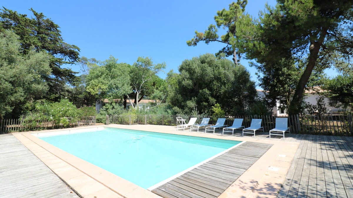 Les Portes-en-Re Villa | Villa des Peupliers : Magnificent villa with swimming pool for up to 8 people