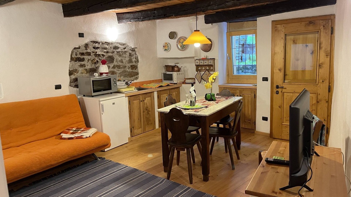 Chete Apartment | Villa di Chiavenna, cosy and peaceful flat