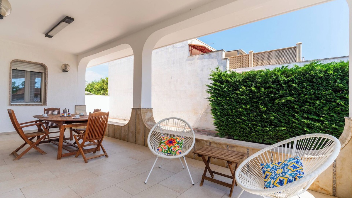 Torre Lapillo Villa | Villa 'Di Chiara' with Private Terrace