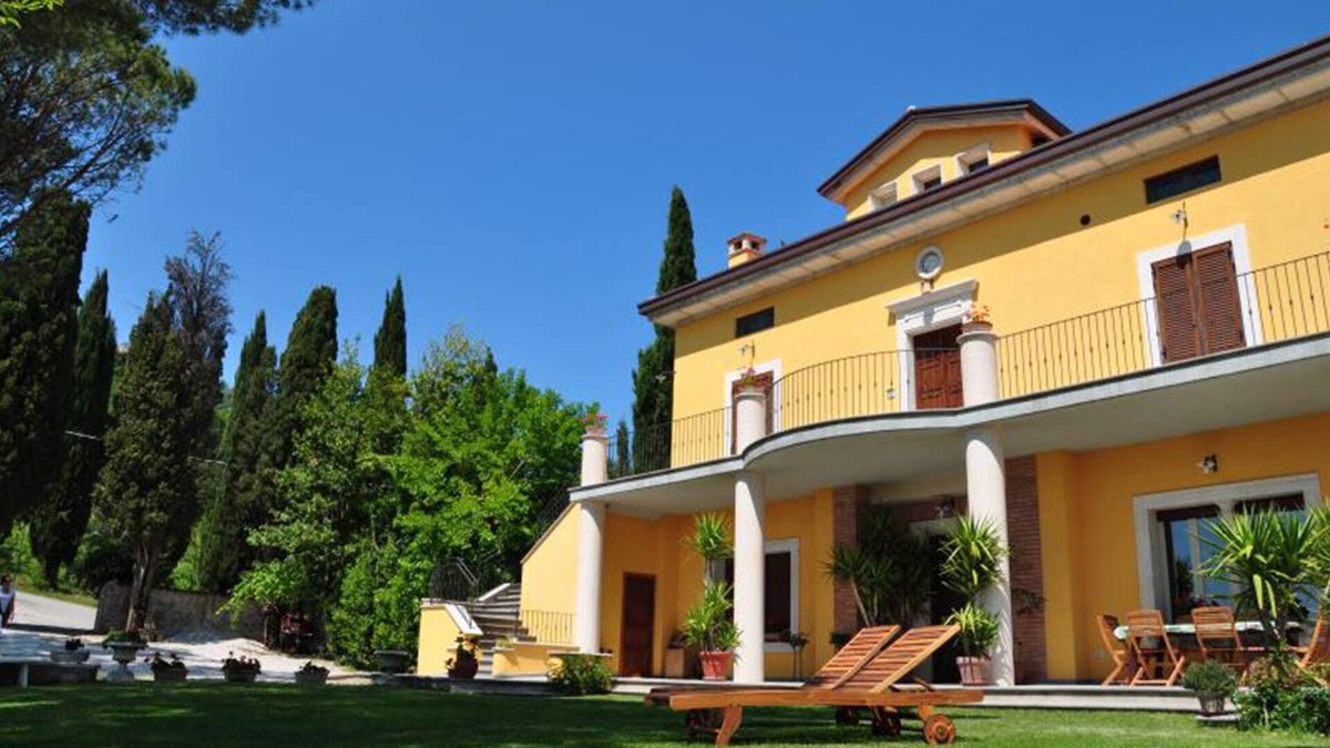 Giomici Apartment | Villa di Giomici - The Geraneo - Umbria to live among nature and culture