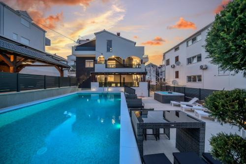 Okrug Gornji Apartment | Villa Diamond