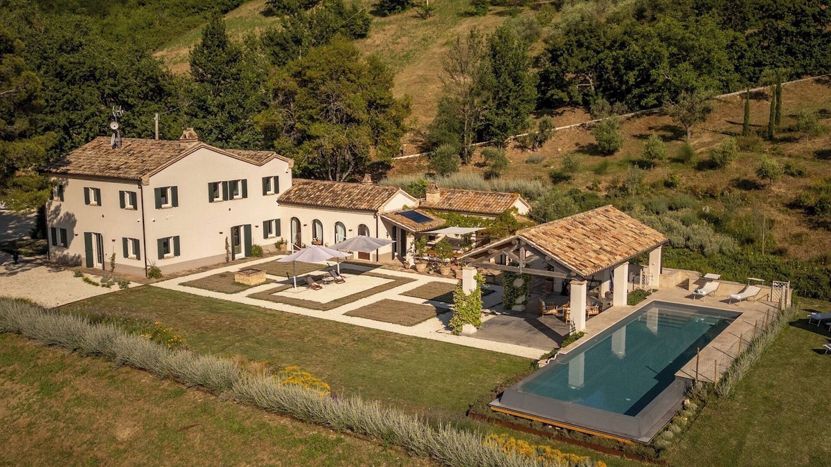 Monterubbiano Villa | Villa Dianella 8+2, Emma Villas