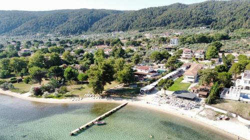 Vourvourou House | Villa Dimitrios(2 independent apartments 200sq m)
