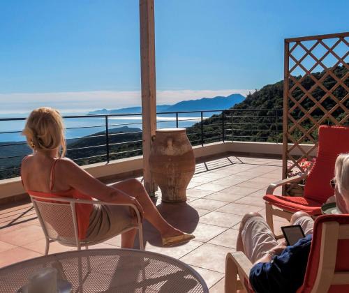 Kroustas Bed & Breakfast | Villa Dio Petres
