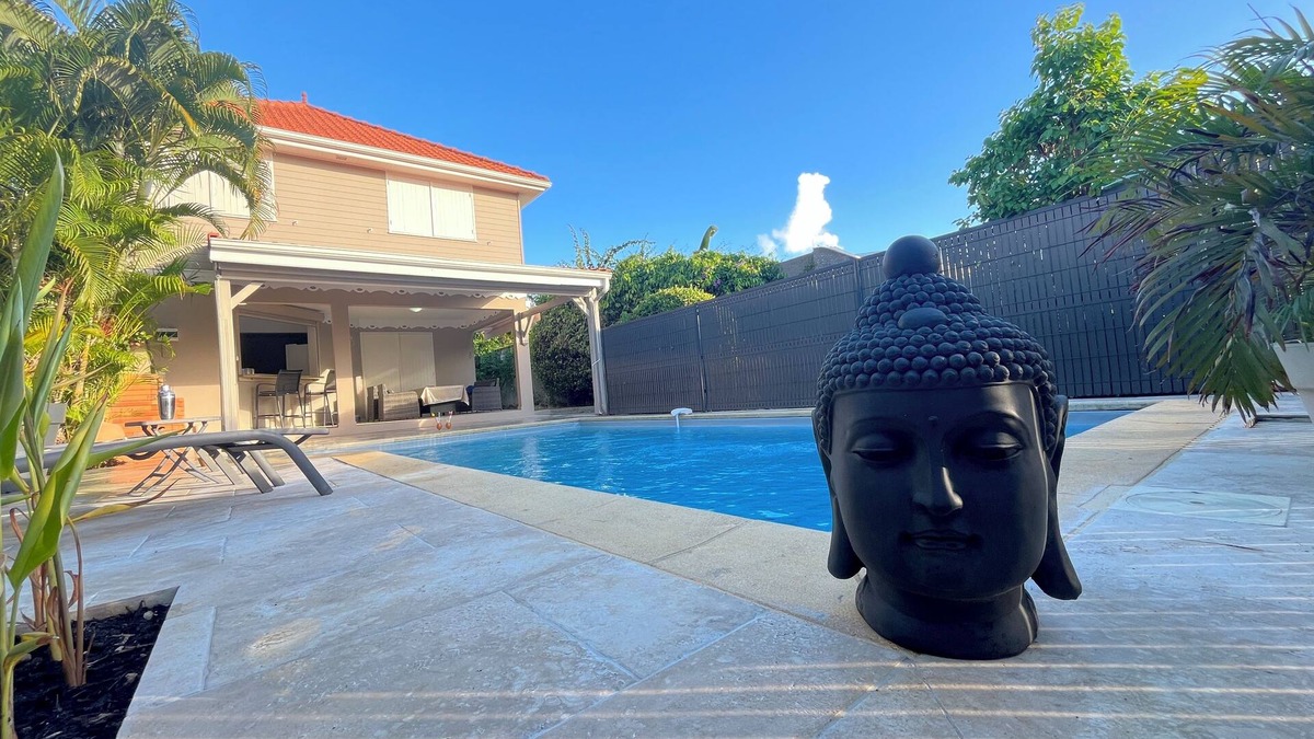 Sainte-Anne Villa | Villa dO Sainte Anne, Piscine & Proche Plage