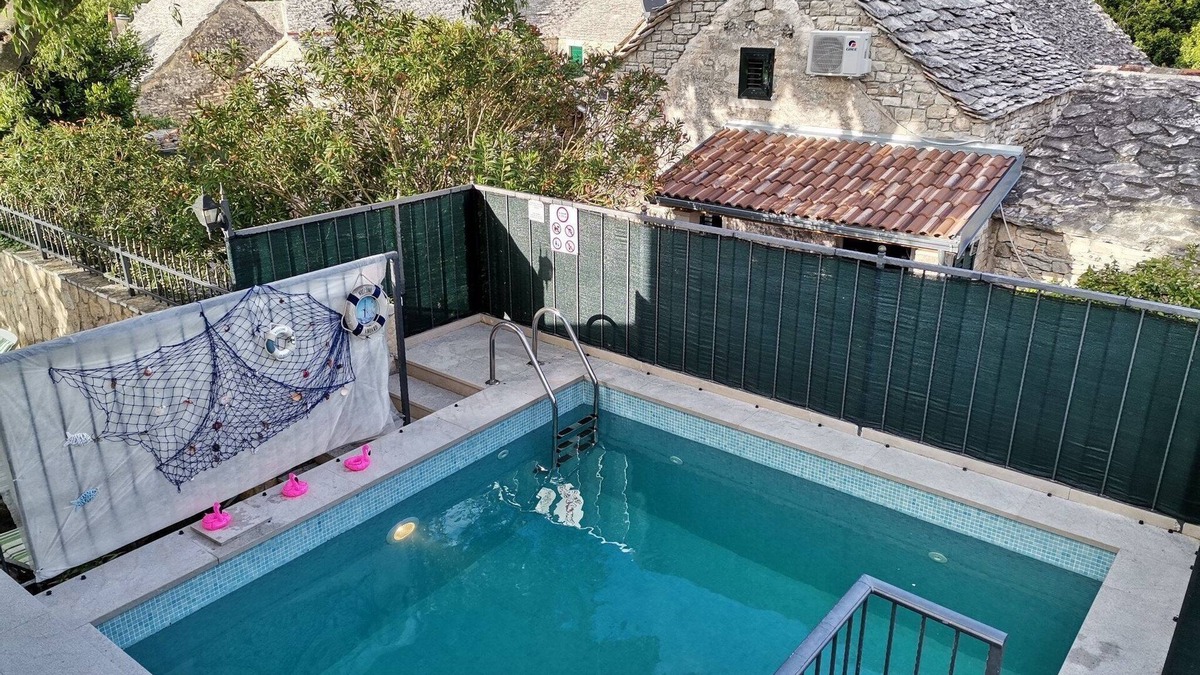 Skrip Villa | Villa Dore- Holiday House With Swimming Pool (ST)