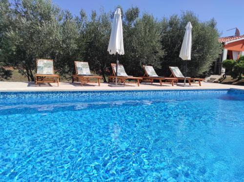 Orihi House | Villa Dorina