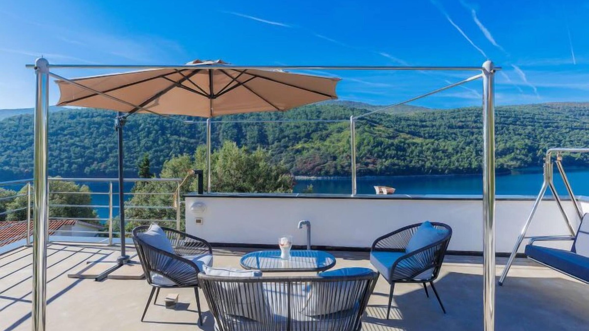 Duga Luka House | Villa Dragica by Interhome