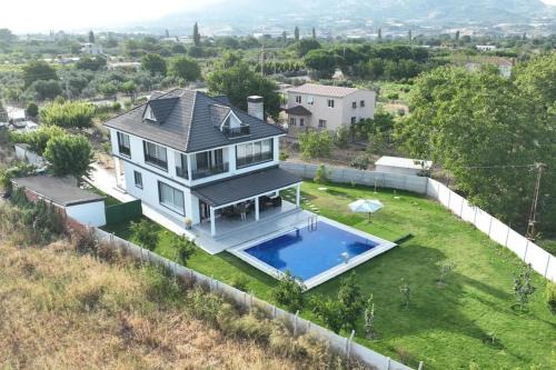 Kemalpasa Villa | Villa Ece