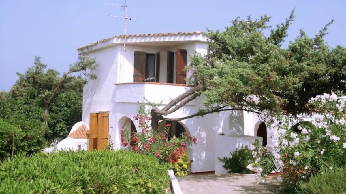 Northern Sardinia Villa | Villa Eden, 40 meters from the beach, with garden
