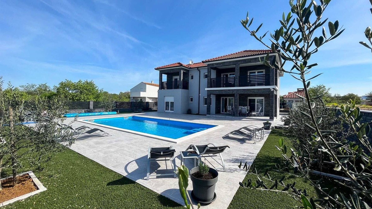 Murvica Villa | Villa Ela with heated pool