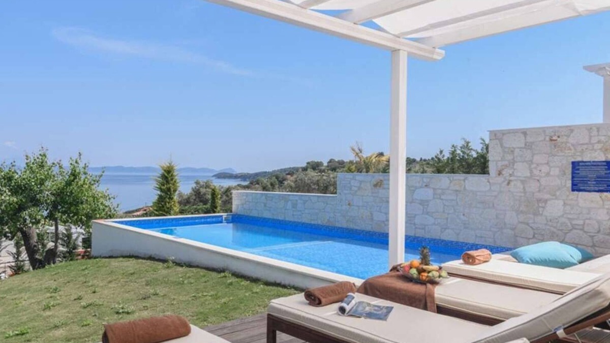 Paliouri Villa | Villa Electra by Fantasia Villas