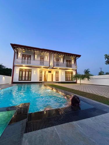 Ingiriya Villa | Villa Elegant Oasis