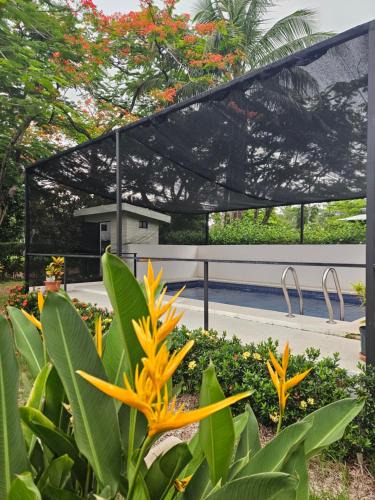 Parrita Villa | Villa Elenita - Pura Vida