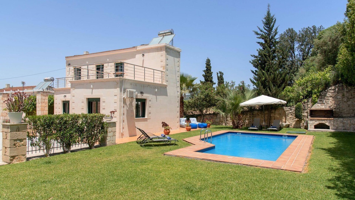 Vryses Villa | Villa Elia – Vacation villa with private pool in Vrisses, Crete