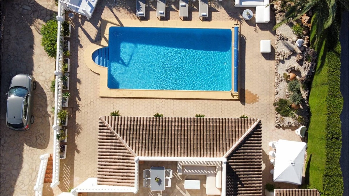 Pinar del Advocat Villa | Villa Eliana Artistic escape with family pool