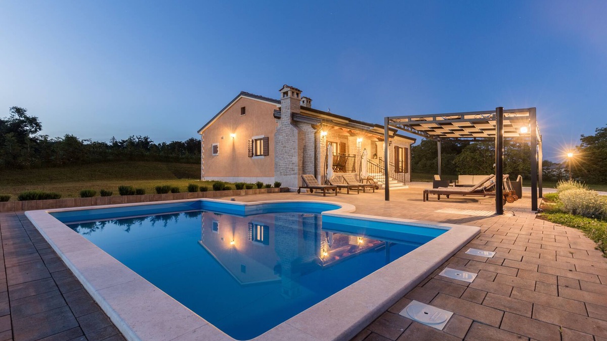 Munci House | Villa Elida in Pazin, 6 people, private pool, BBQ, best choice for families
