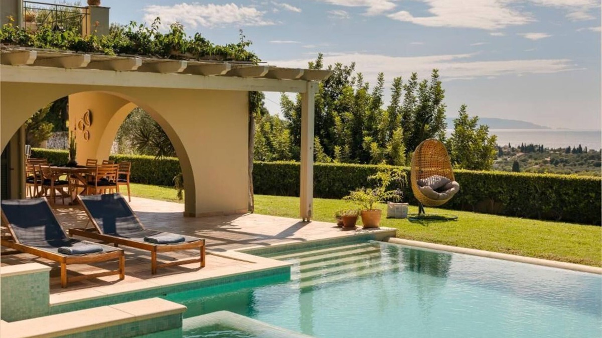 Sarlata Villa | Villa Elina - Sarlata Villas Kefalonia - Luxurious Vacation Rentals