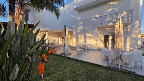 Torre Santa Sabina Villa | Villa Elisabetta