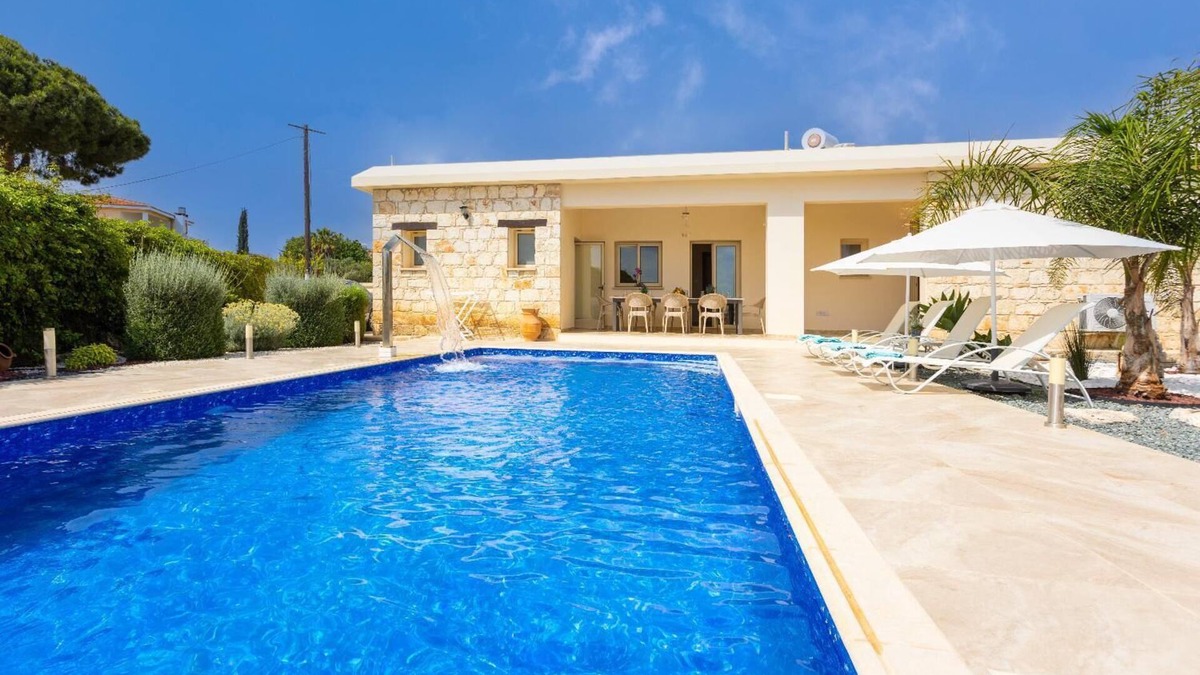 Droushia Villa | Villa Elite - Four Bedroom Villa, Sleeps 9