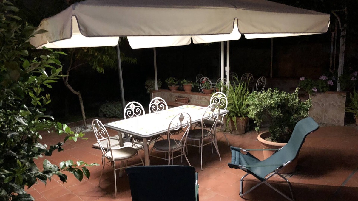 Trecase Apartment | "Villa Ella" Holiday home with garden 5 minutes from Pompeii