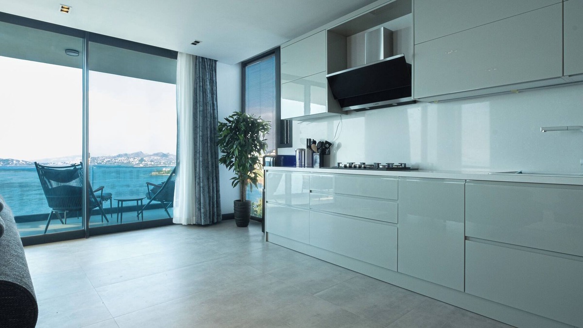 Geris Villa | Villa Ella with a Seaview