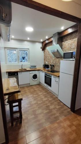 Ramales de la Victoria Apartment | Villa Elmade