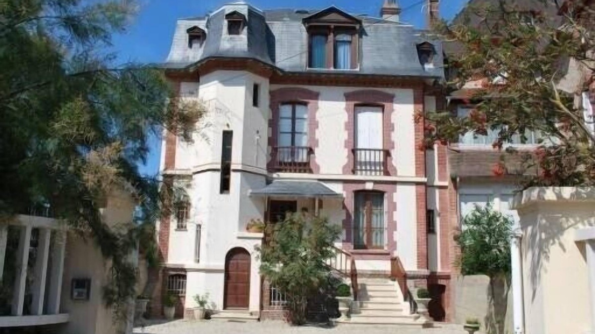 Houlgate Villa | Villa em Frente ao Mar, Acesso Direto à Praia