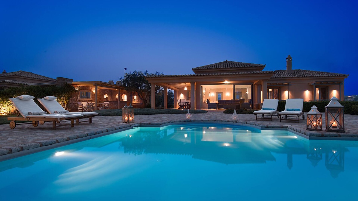 Kilada Villa | Villa Emerald in Petrothalassa