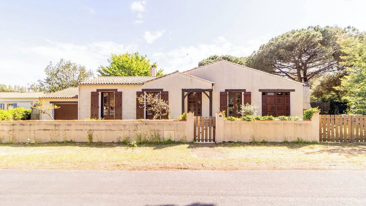 Saint-Trojan-les-Bains House | Villa Entre-Deux-Mers. 4 bedrooms. Gatseau Beach