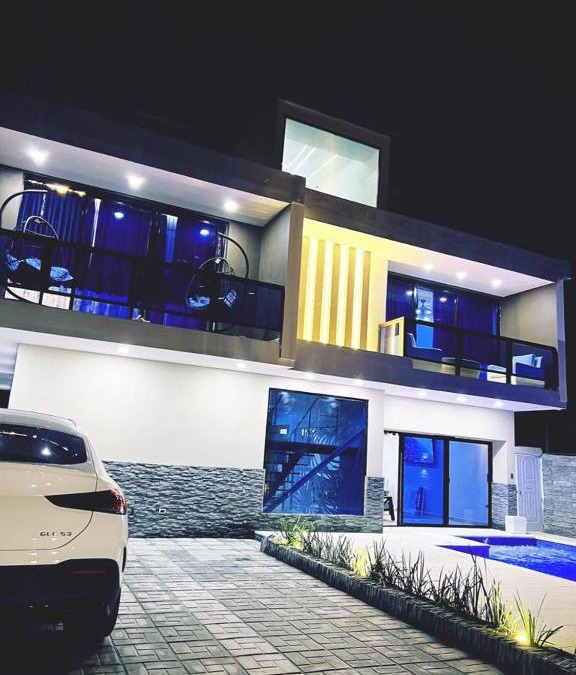 Pedernales Villa | Villa en Pedernales Residencial SFA