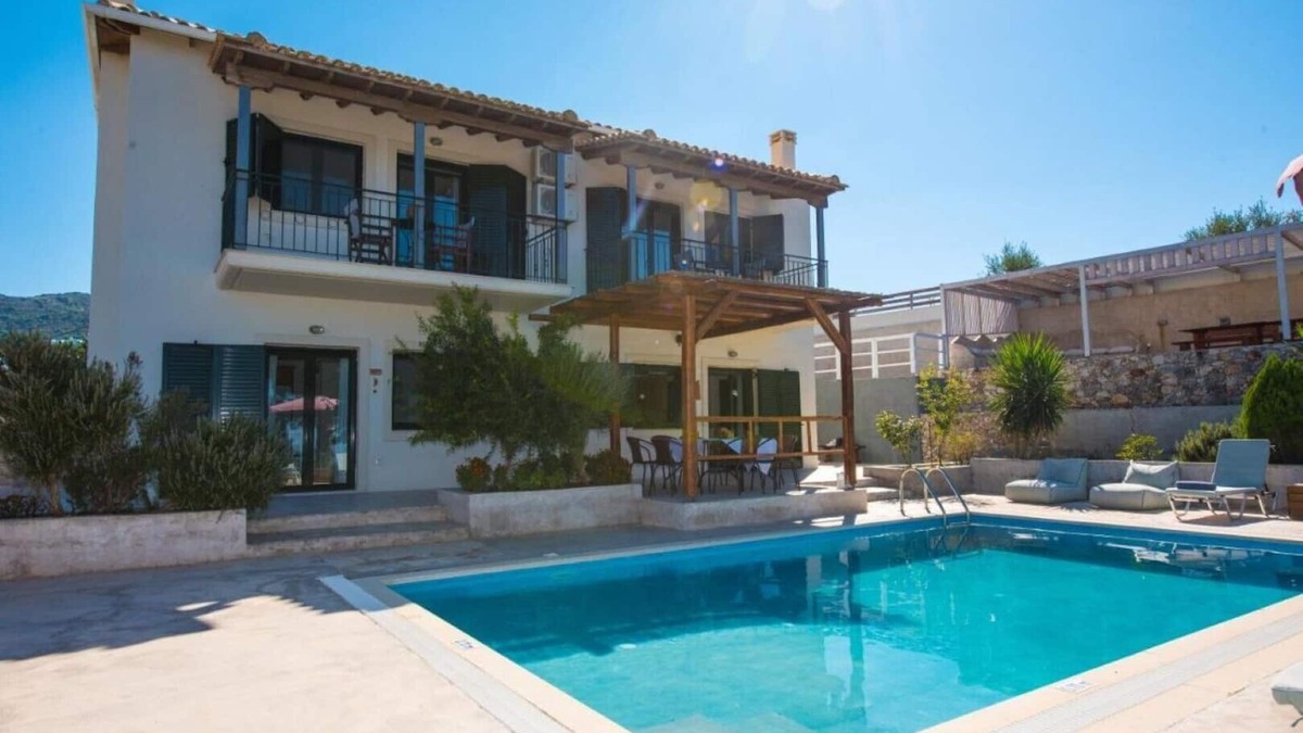 Kalamitsi Villa | Villa Endless Blue