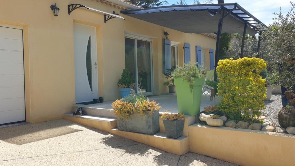 Entrechaux Villa | Villa Entrechaux