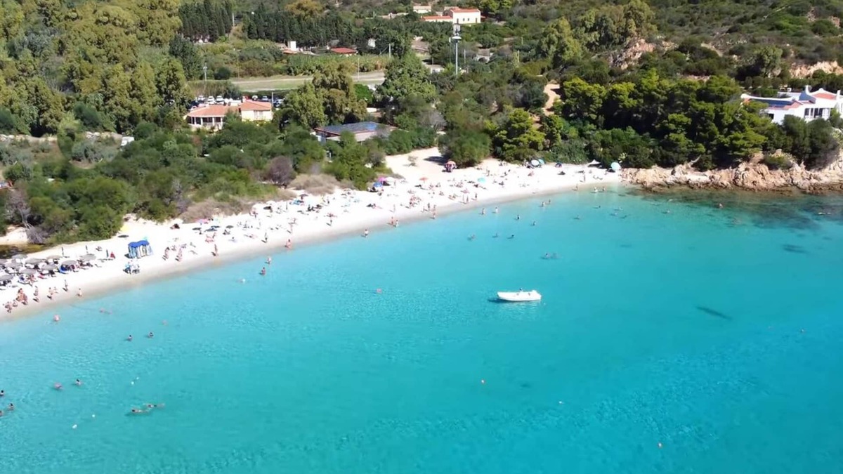 Teulada Villa | Villa Ericina a two-minute walk from Tuerredda beach