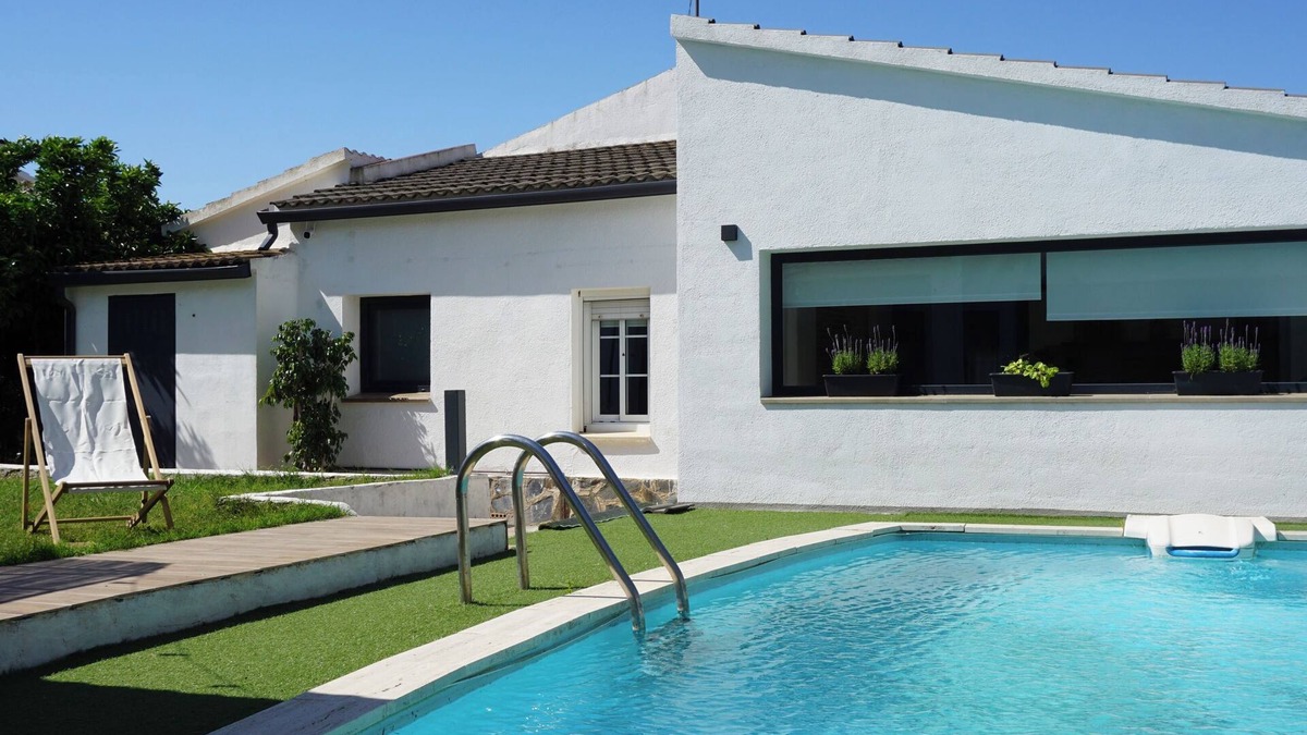 La Pobla de Montornes House | Villa Olivers: elegance and comfort with private pool
