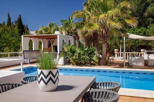 Cala Vadella Villa | VILLA ES VEDRÁ by Migjorn Ibiza Suites & Spa