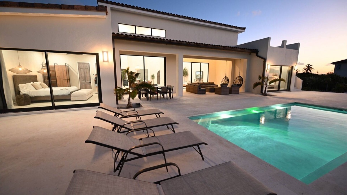 William's Town Villa | Villa Esencia in Exuma, Bahamas