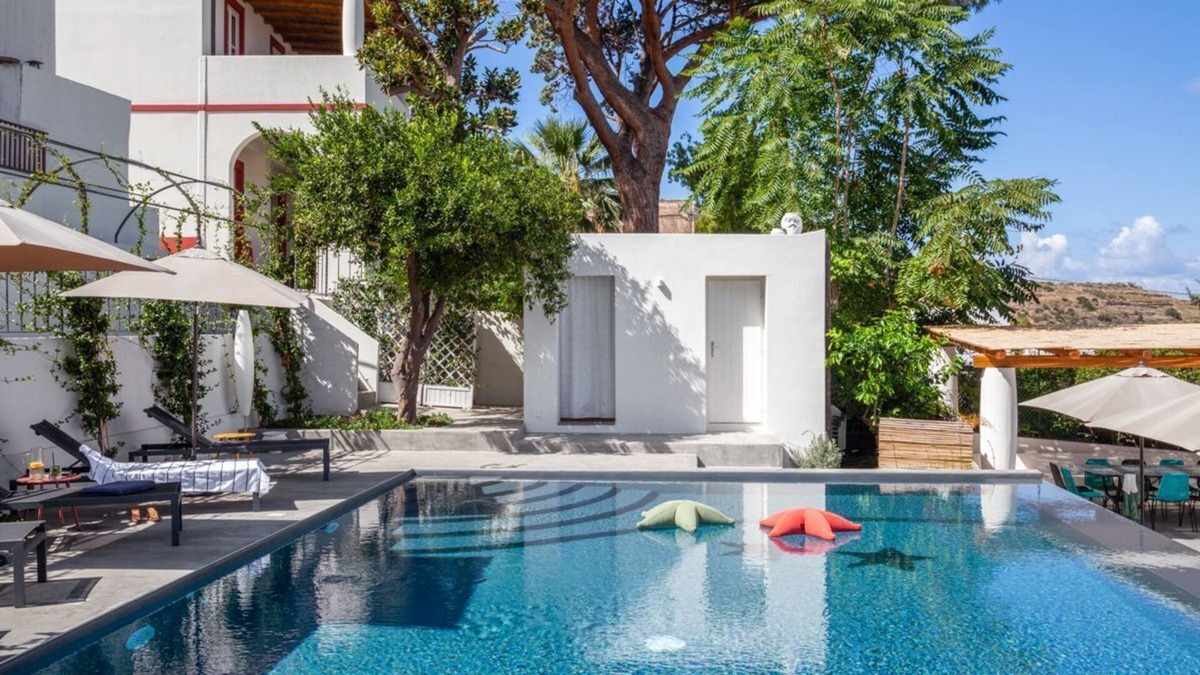 Malfa Villa | Villa Esotica - Six Bedroom Villa, Sleeps 12