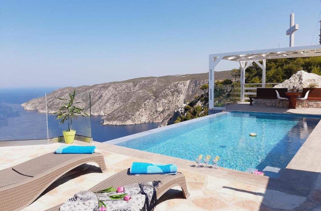 Kambi Villa | Villa Esperia
