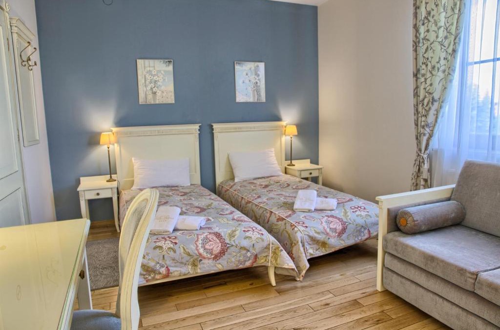 Piastow Hotel | Villa Estera - Hotel & Restauracja