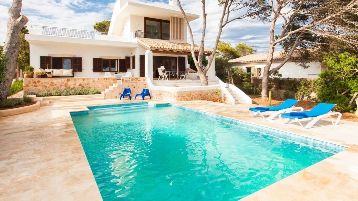 Cala Figuera Villa | Villa Estrella Sea View. Modern villa with sea view for 6 people in Cala Figuera