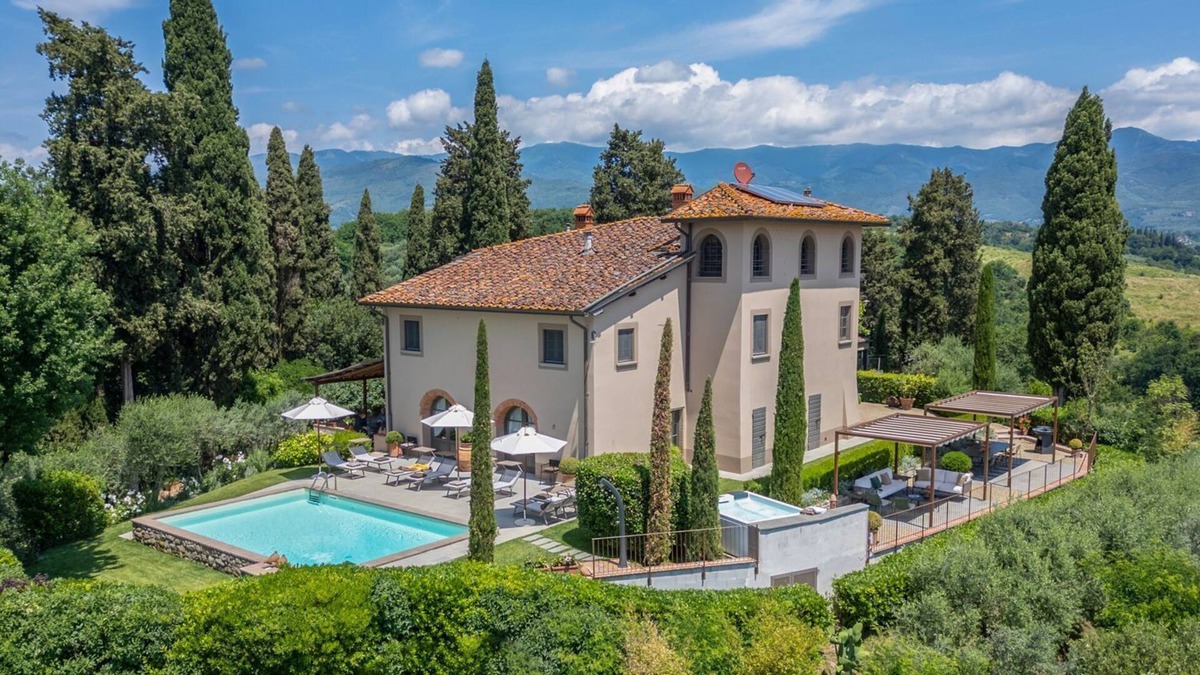 Terranuova Bracciolini Villa | Villa Fratini - Six Bedroom Villa, Sleeps 12