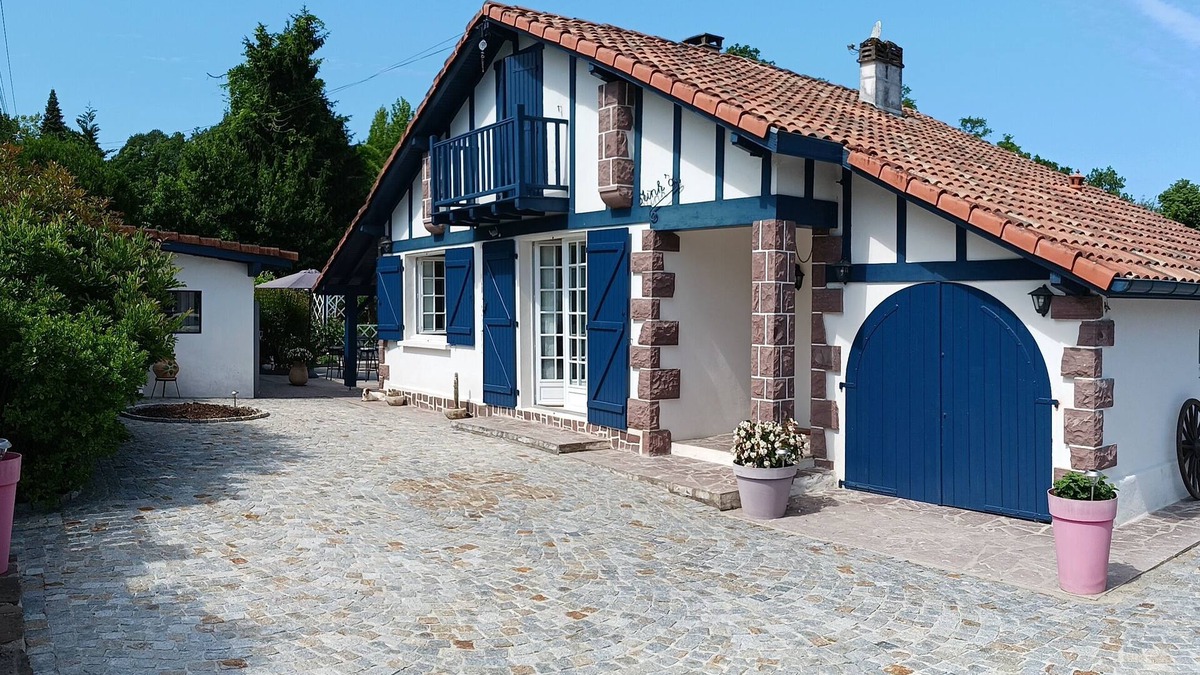 Lahonce House | Villa F5 classified Gite de France with spa near beaches and Spain