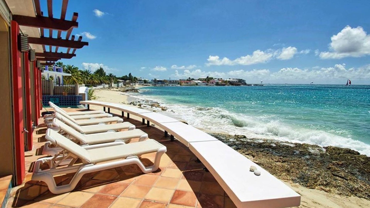 Beacon Hill Villa | Villa Faja Lobie by Fantasia Villas