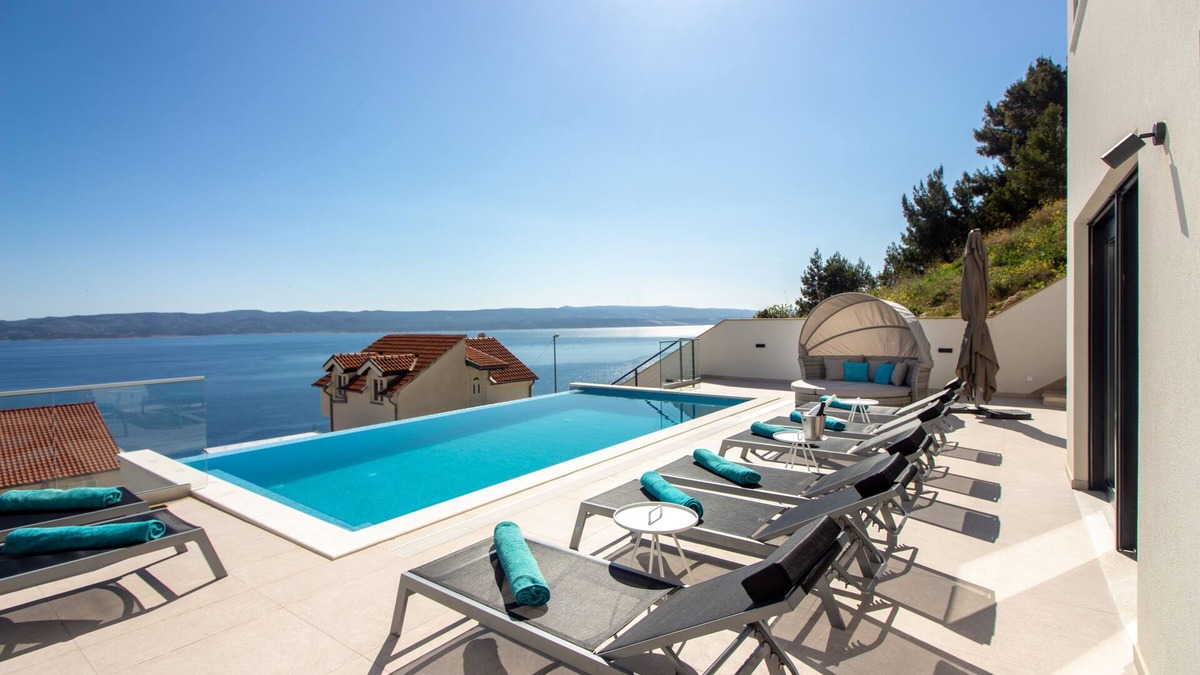 Pisak Villa | Villa Fama - Pisak Omis, beautifull villa with breathtaking sea view